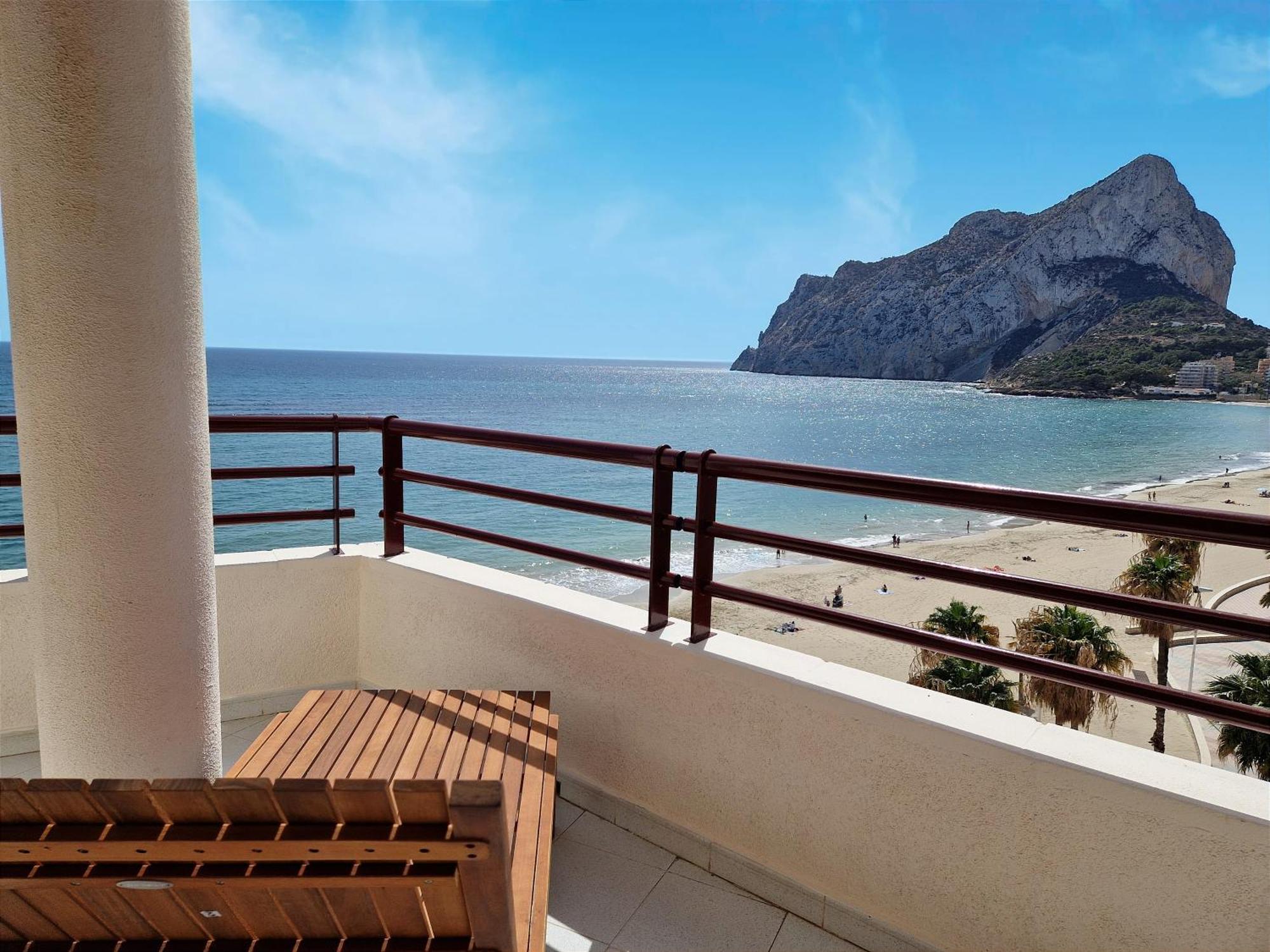 Apartamento Duplex Aloha Calpe, Primera Linea De Playa מראה חיצוני תמונה
